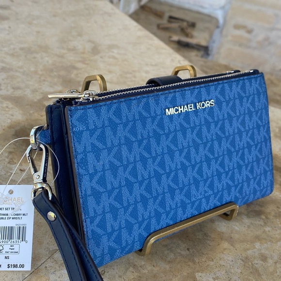 Michael Kors Signature Adina bag&wallet set blue main image 8